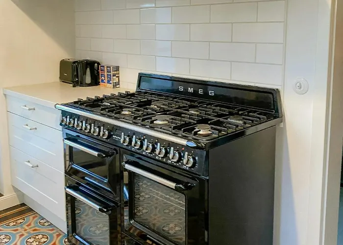 Vakantiehuis House With Private Dock At Nature Reserve *