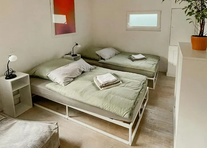 House With Private Dock At Nature Reserve Vakantiehuis Krefeld