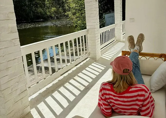 House With Private Dock At Nature Reserve Vakantiehuis *